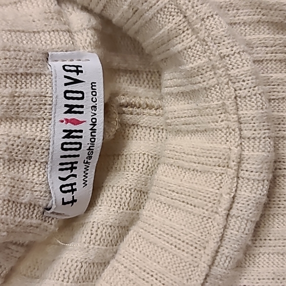 Fashion nova fashion top - Picture 4 of 5